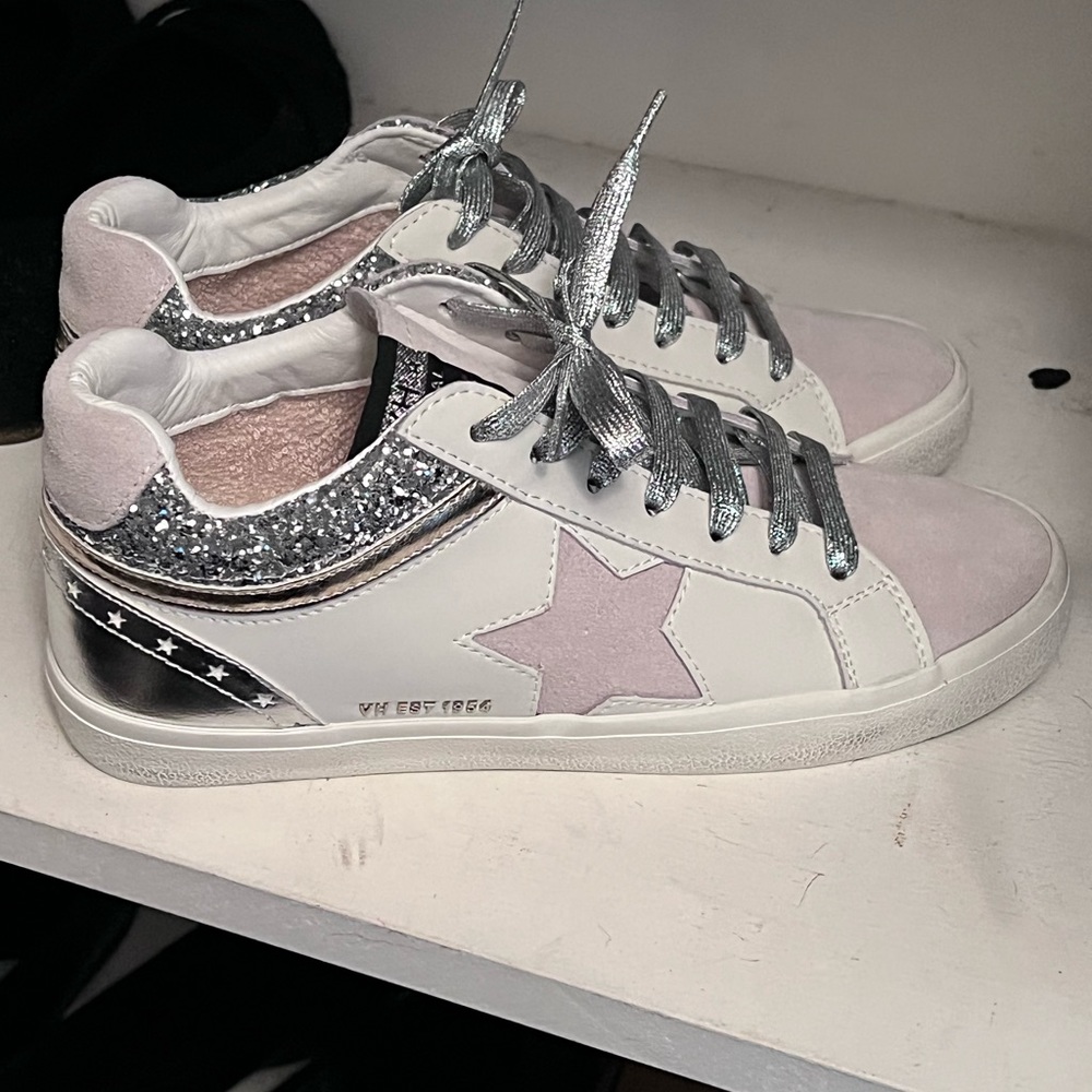 Vintage havana sneakers